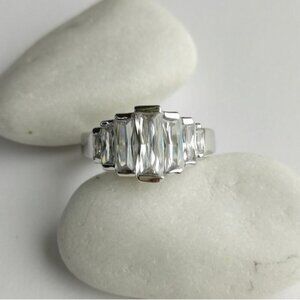 CZ Baguette cut in 14k white gold ring size 7 engagement cocktail style